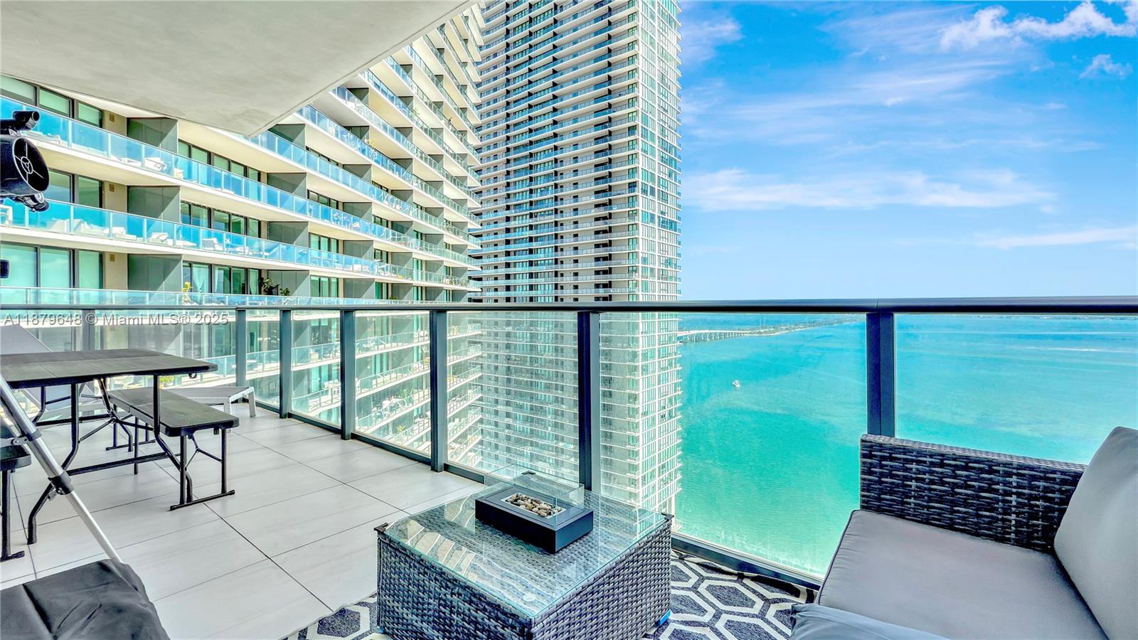 GRAN PARAISO CONDO - Residential Lease