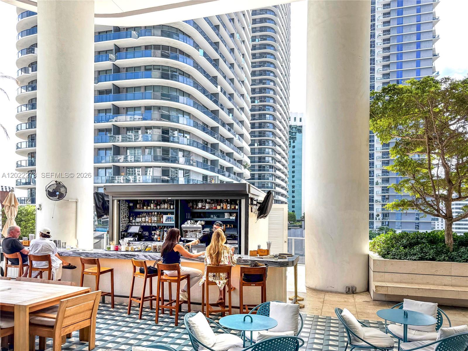 801 SMA RESIDENCES CONDO - Residential