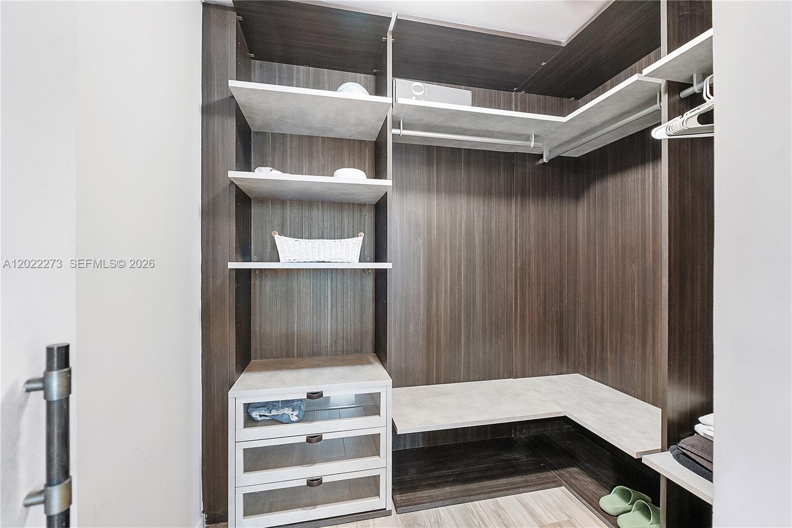 801 SMA RESIDENCES CONDO - Residential