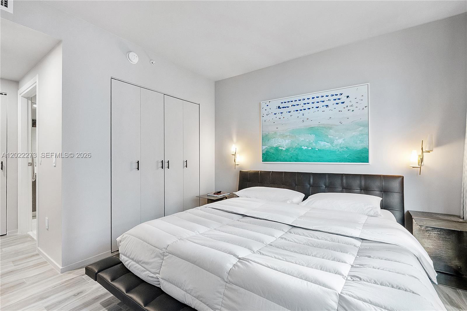 801 SMA RESIDENCES CONDO - Residential