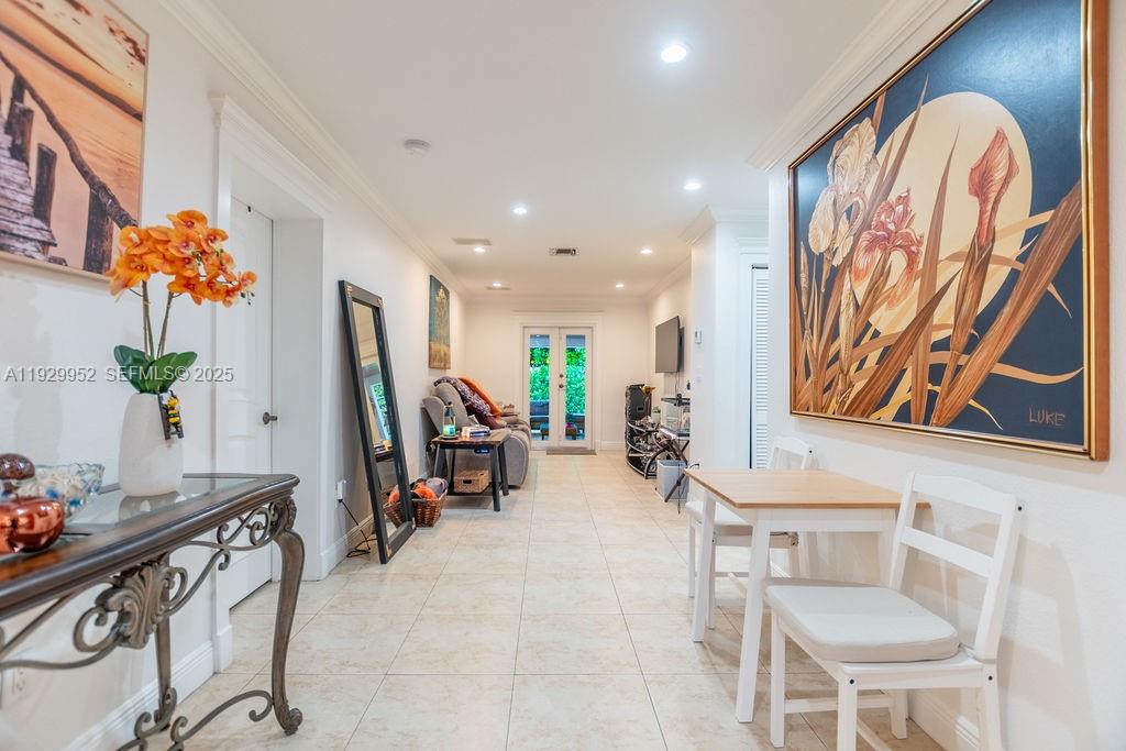 MIAMI LAKES SEC ONE - Residential