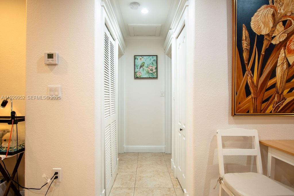 MIAMI LAKES SEC ONE - Residential