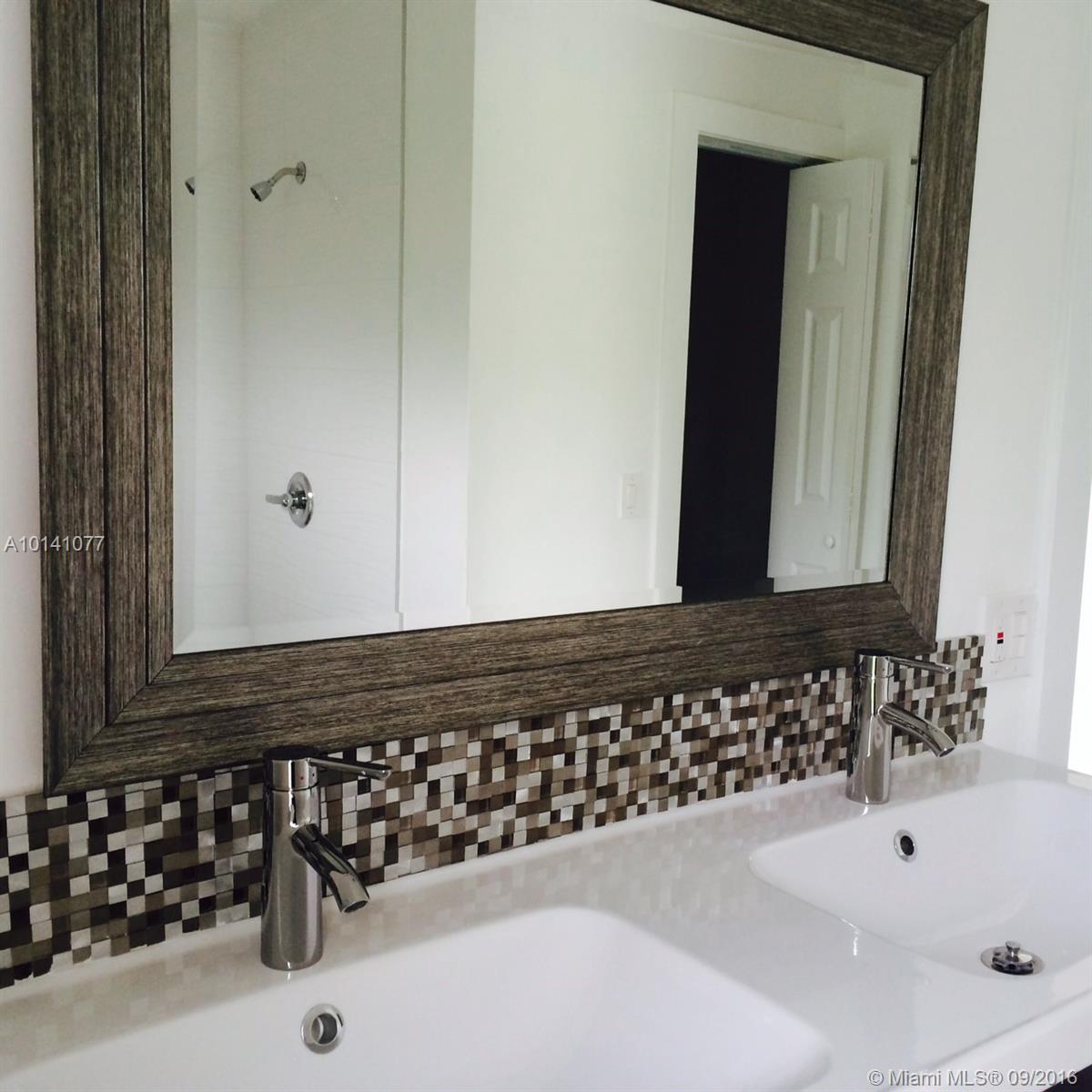 Chevy Chase 70-36 B - Residential