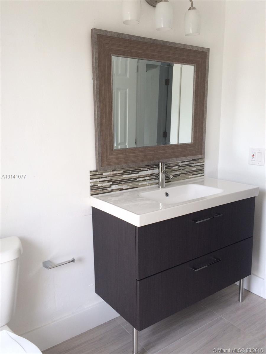 Chevy Chase 70-36 B - Residential