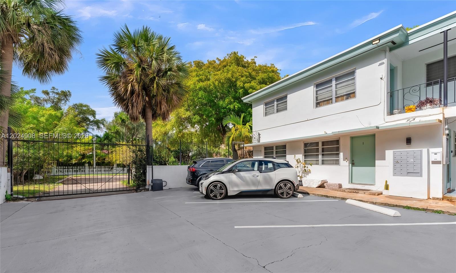 BELLE MEADE PLACE CONDO - Residential