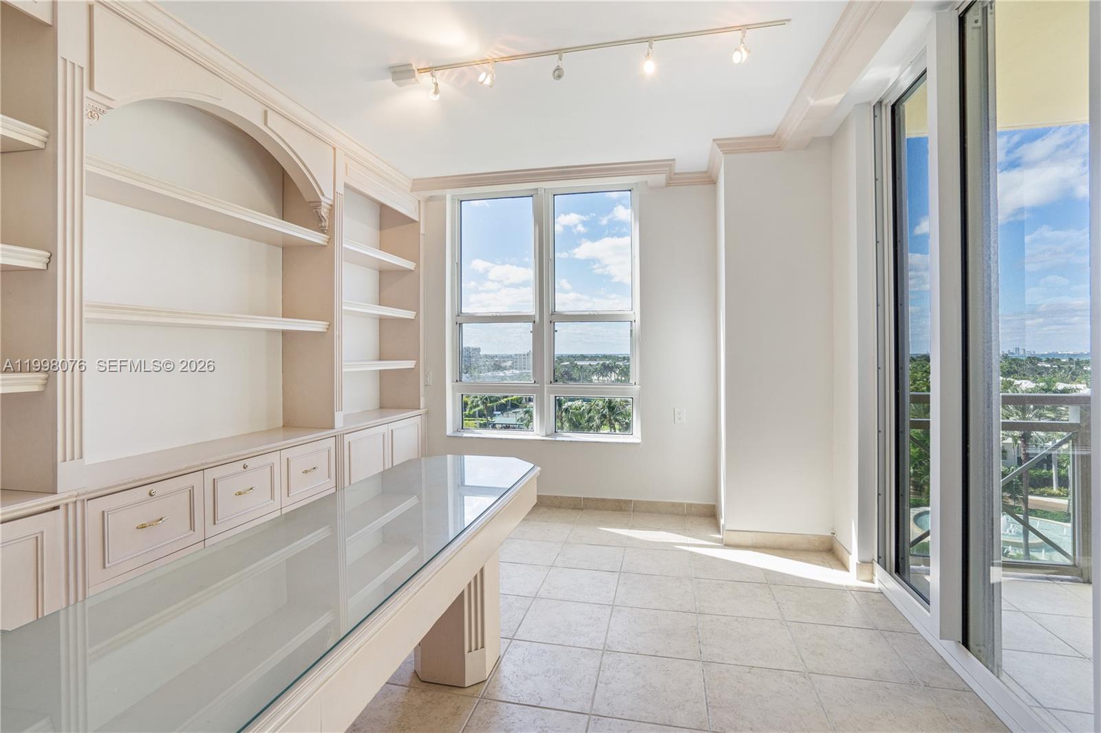 GRAND BAY RESIDENCES COND - Residential Lease