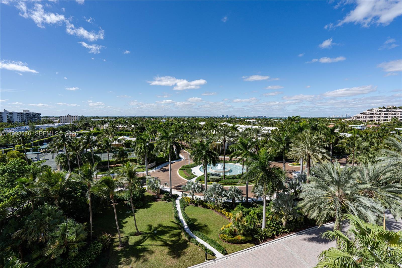 GRAND BAY RESIDENCES COND - Residential Lease