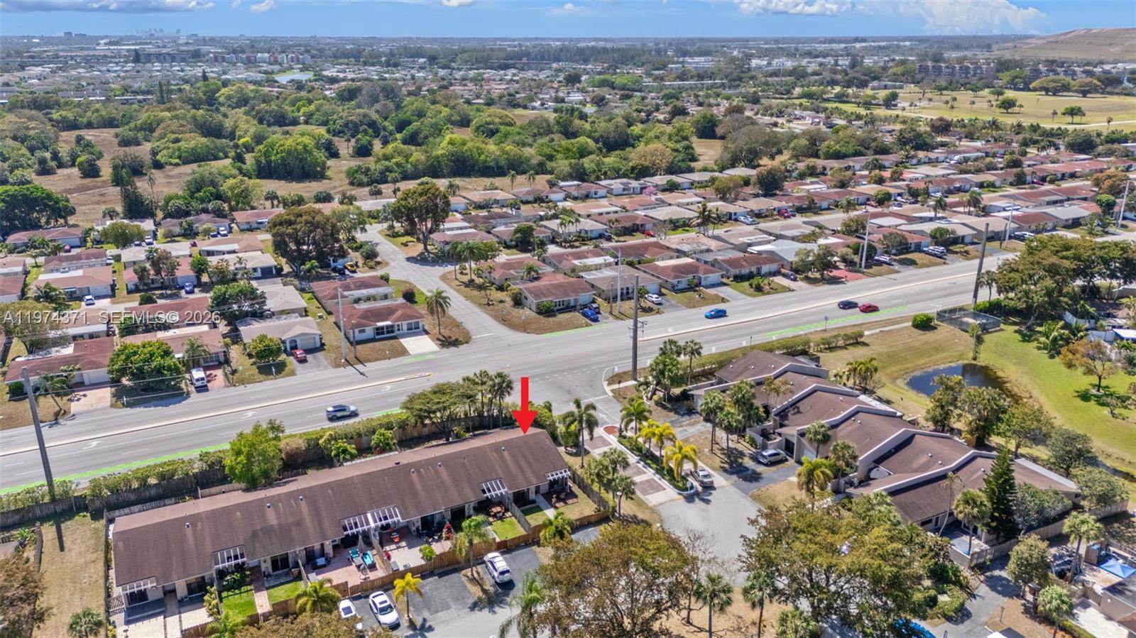 THE LAKES - Residential