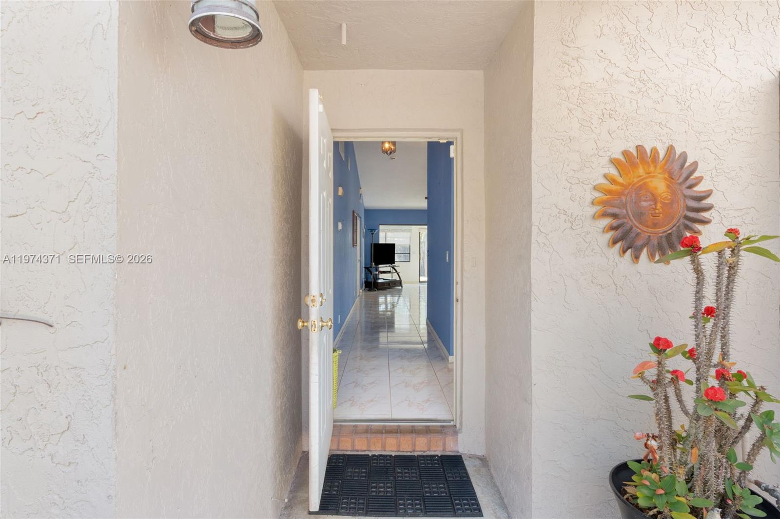 THE LAKES - Residential