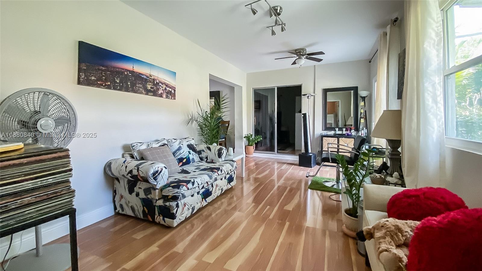 MAINLANDS OF TAMARAC LAKE - Residential