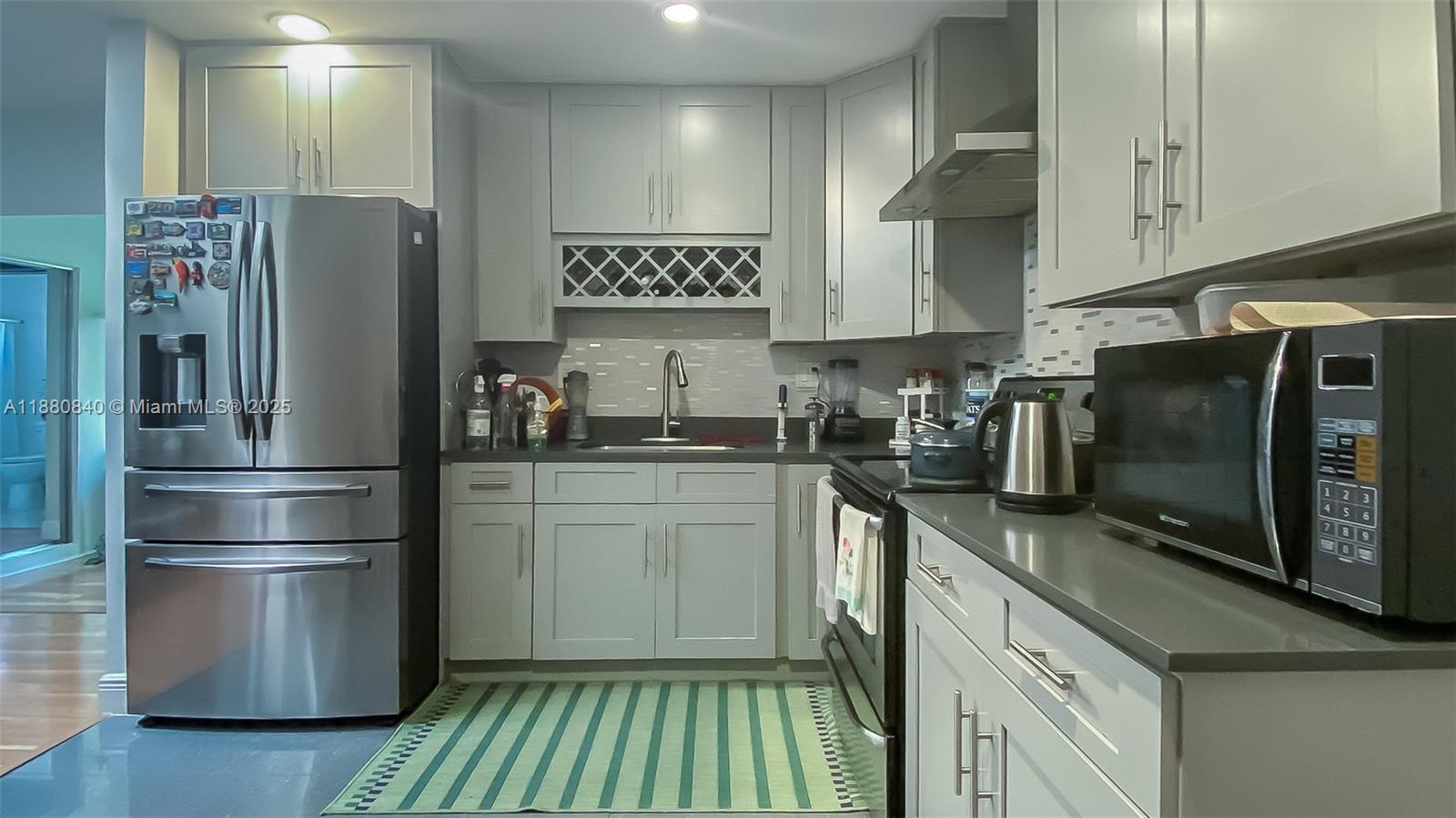 MAINLANDS OF TAMARAC LAKE - Residential