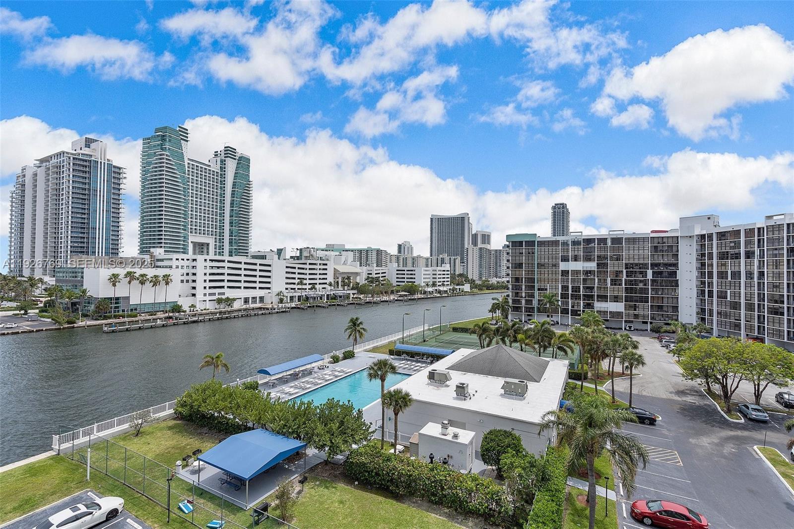 TOWERS OF OCEANVIEW SOUTH - Residential