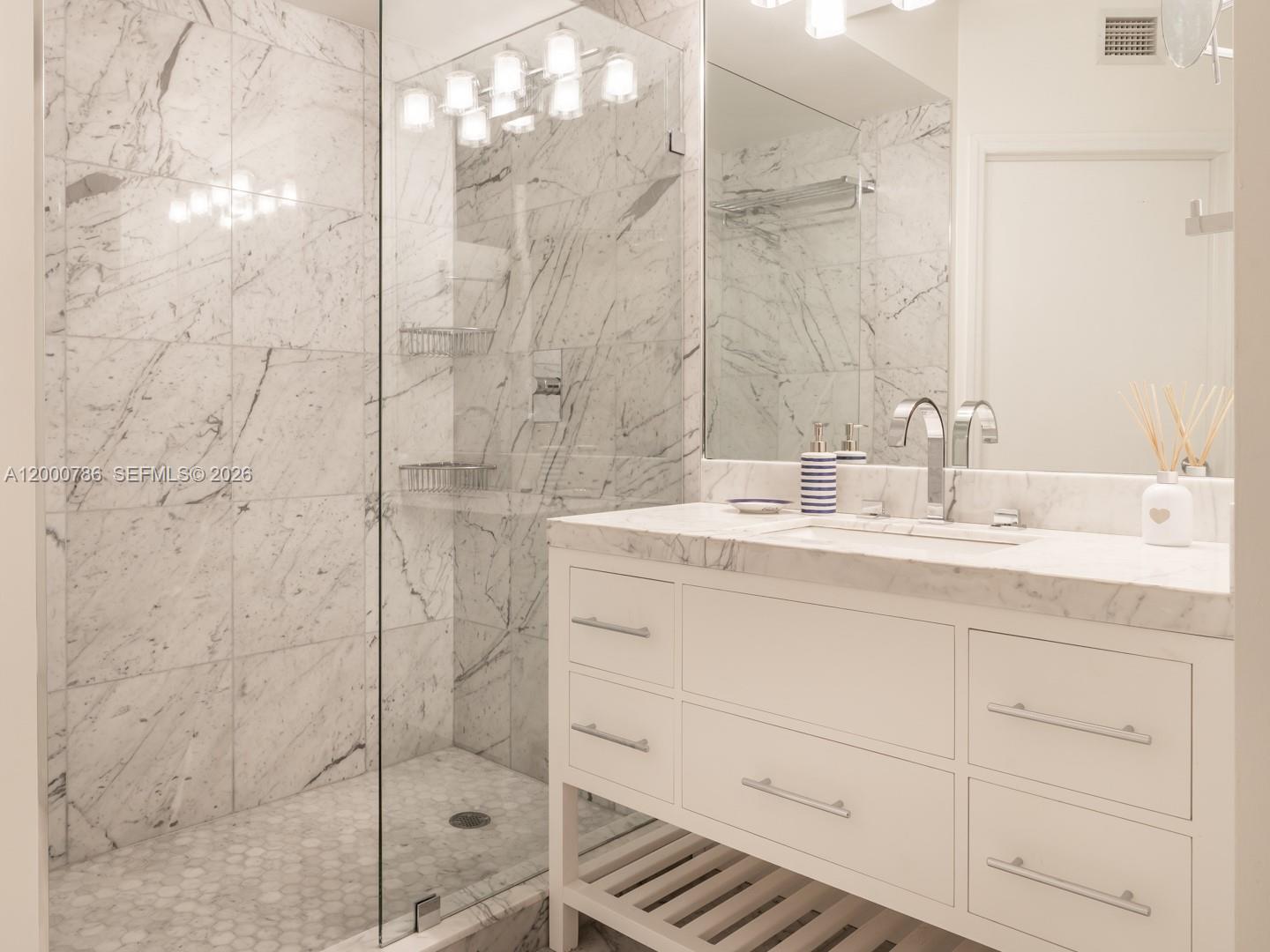 THE WAVERLY AT SOUTH BEAC - Residential Lease