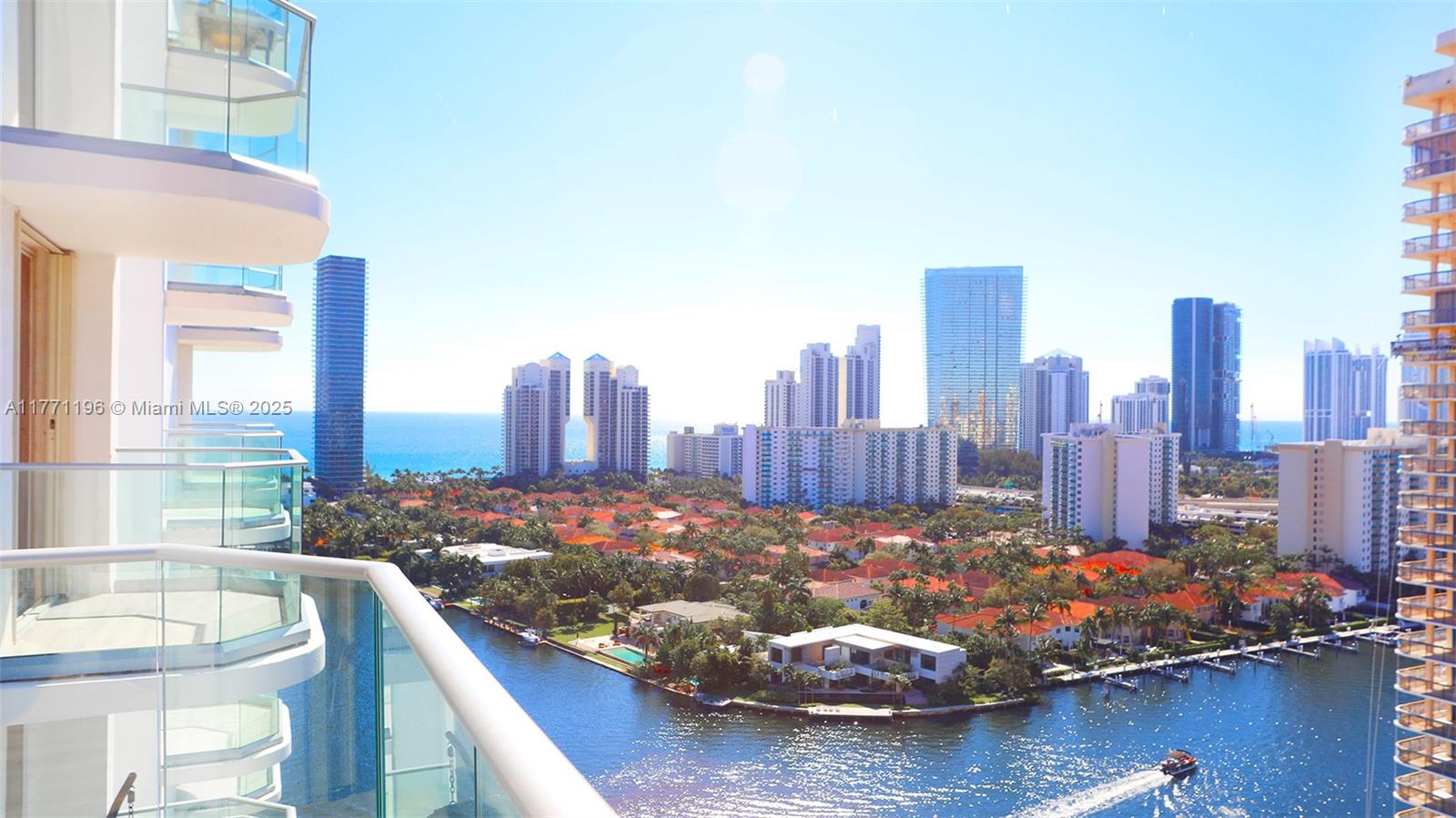19707 Turnberry Way 22D, Aventura, Miami-Dade County, Florida - 3 Bedrooms  
2 Bathrooms - 