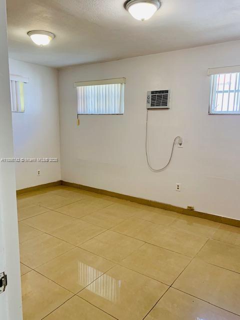 SECOND AMD PLAT OF NORMAN - Residential Lease