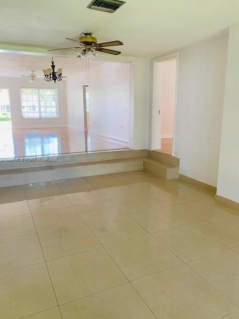 SECOND AMD PLAT OF NORMAN - Residential Lease