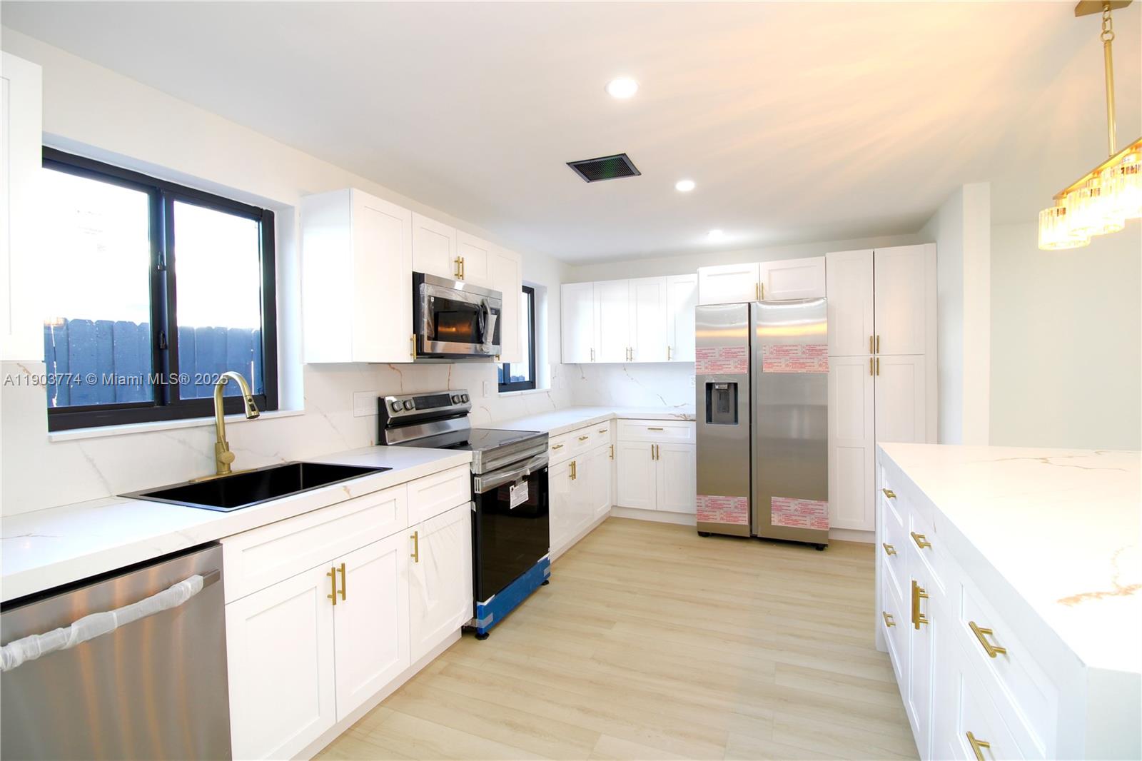 NORTH POMPANO BEACH SEC - Residential