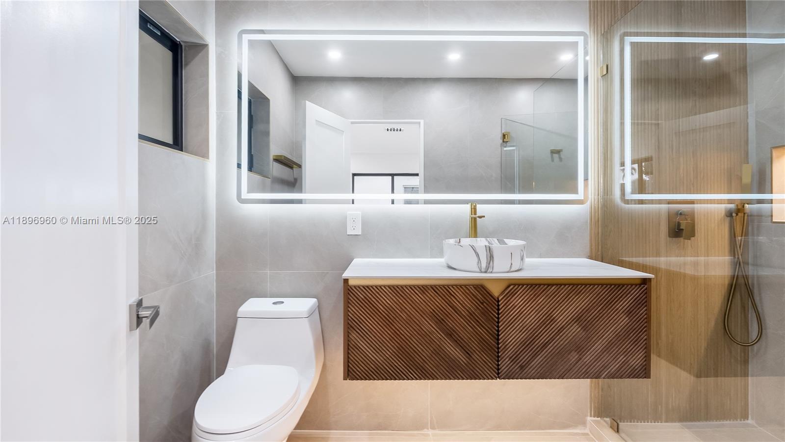 CORAL ESTATES - Residential