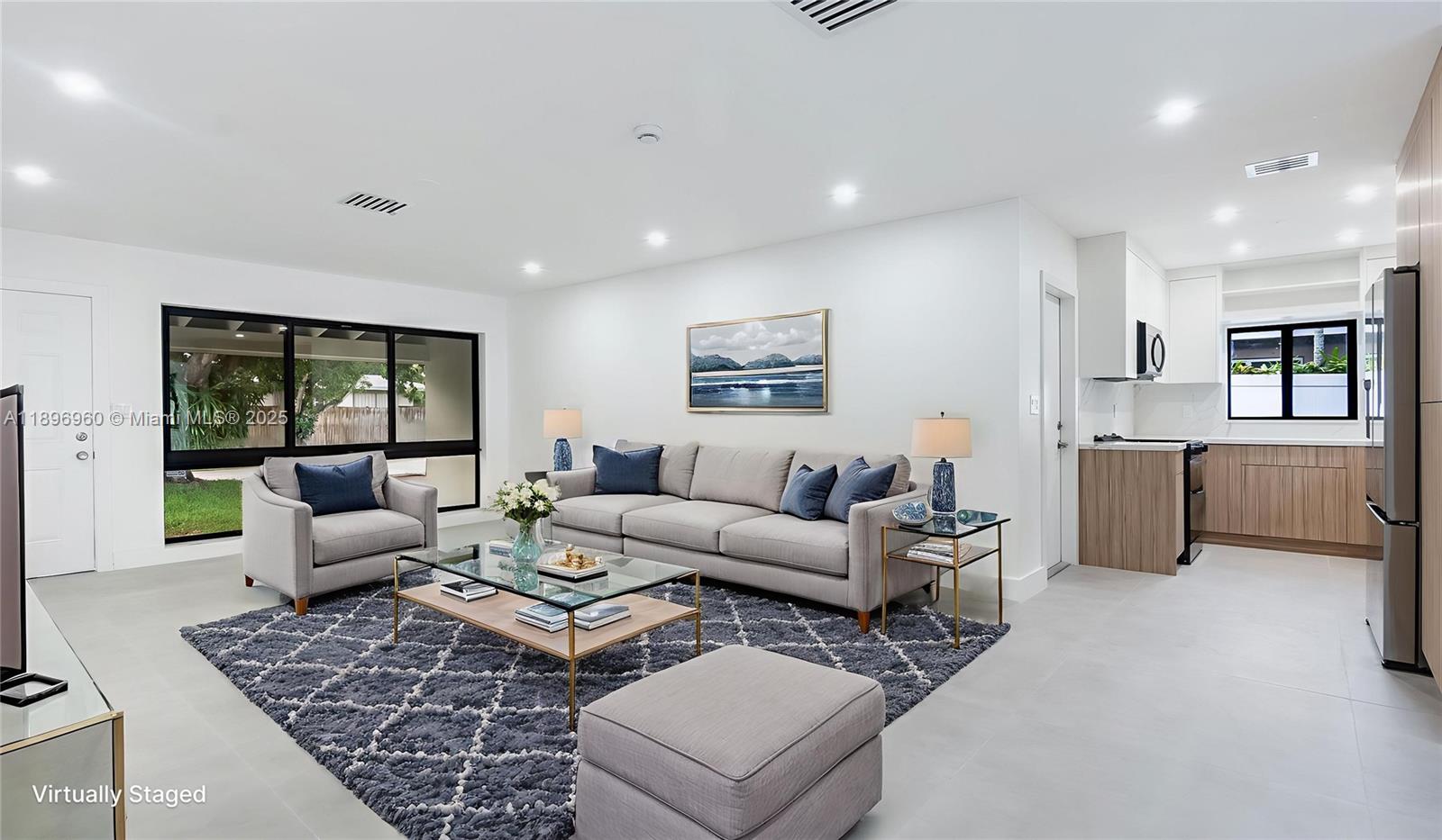 CORAL ESTATES - Residential