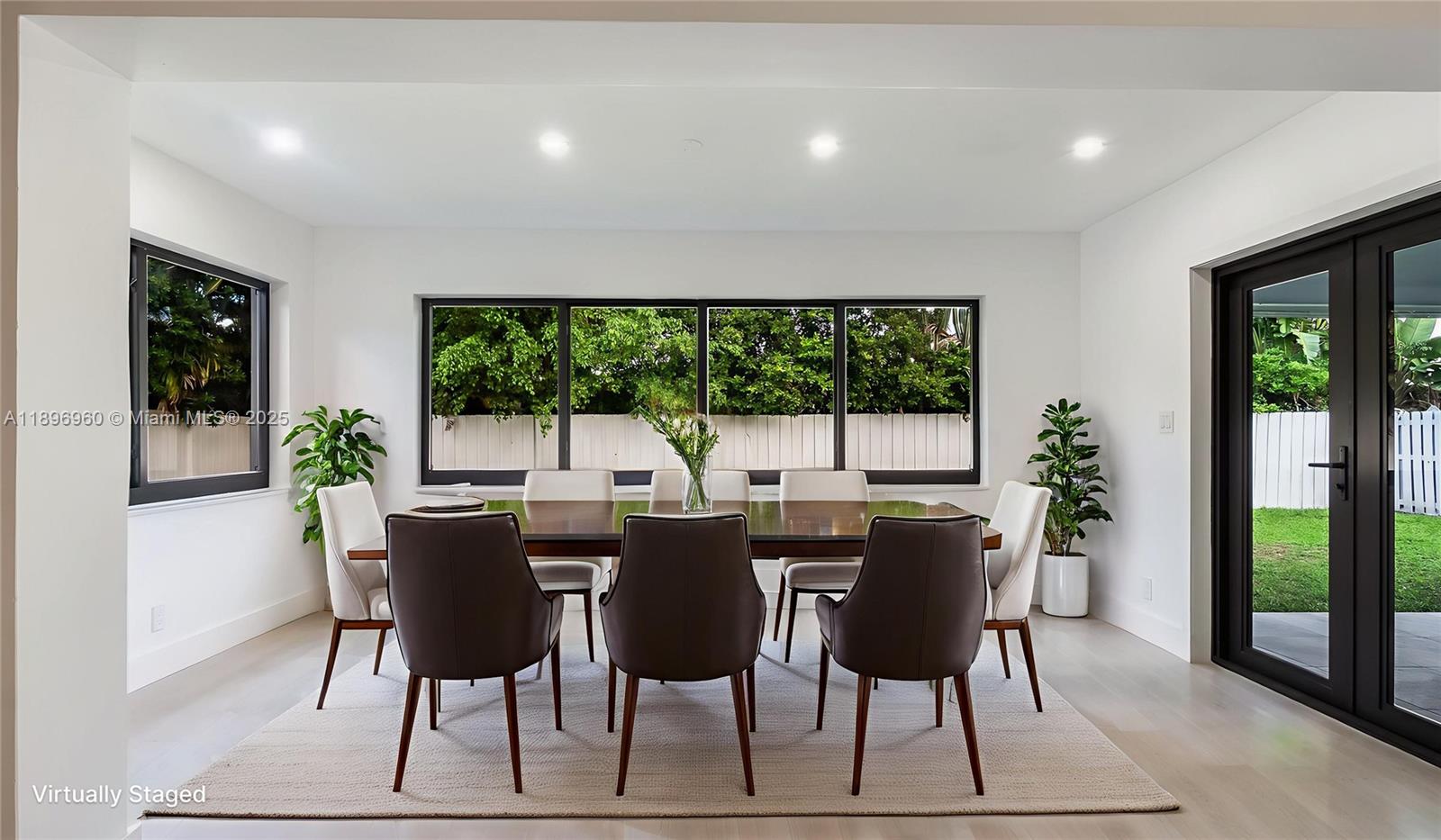 CORAL ESTATES - Residential