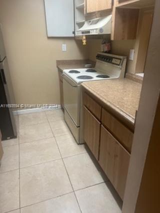 PRESIDENTIAL GOLFVIEW CON - Residential Lease