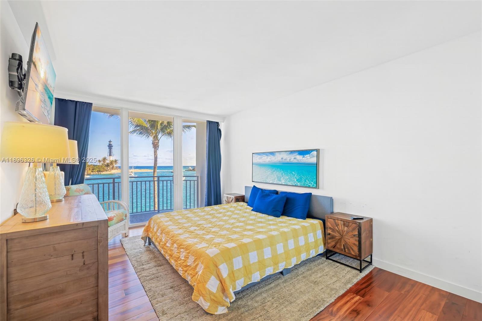 HILLSBORO SHORES EXECUTIV - Residential Lease