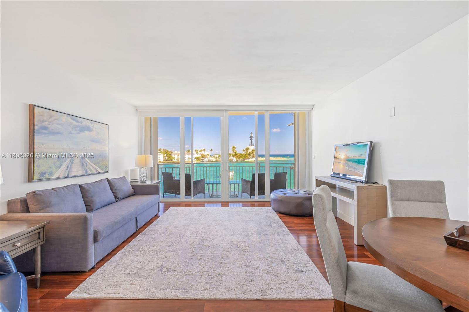 HILLSBORO SHORES EXECUTIV - Residential Lease