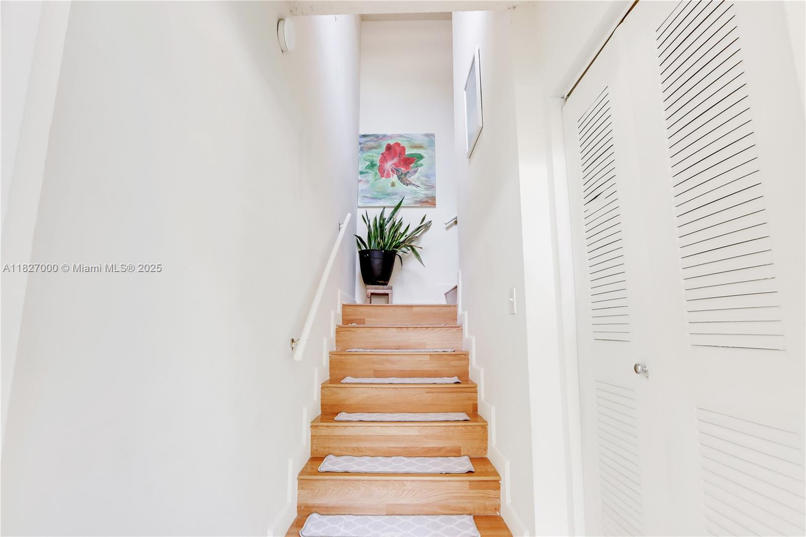 SOUTH PALM PLACE CONDO - Residential