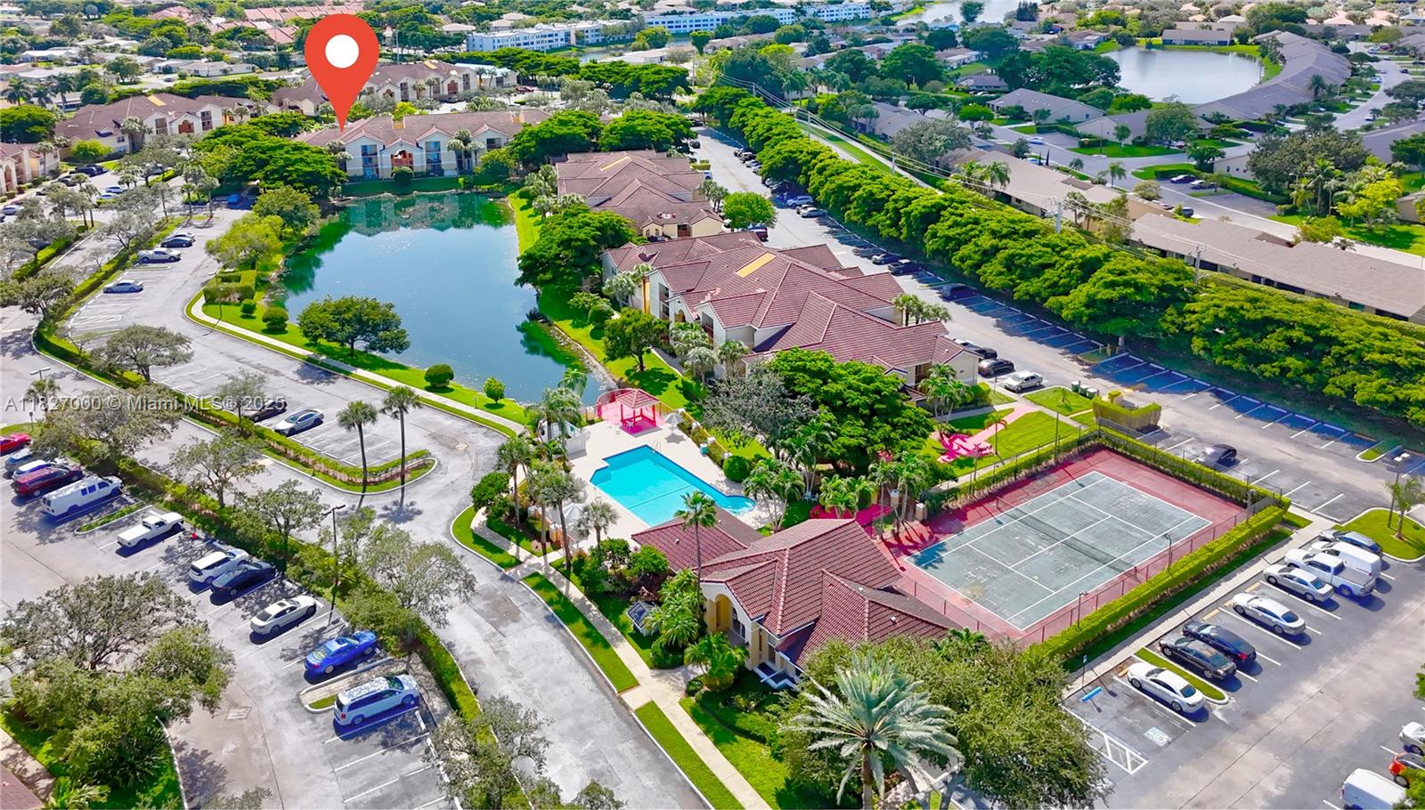 7680 Westwood Dr 823, Tamarac, FL, 33321/$288,500 1 7680 Westwood Dr 823