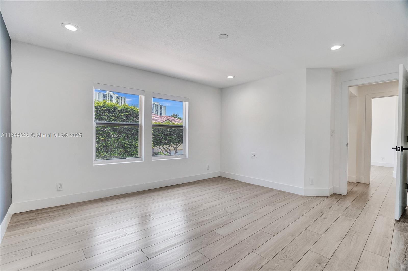 Island Way - Residential