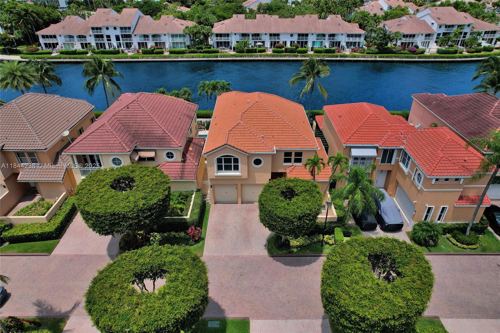 Island Way - Residential