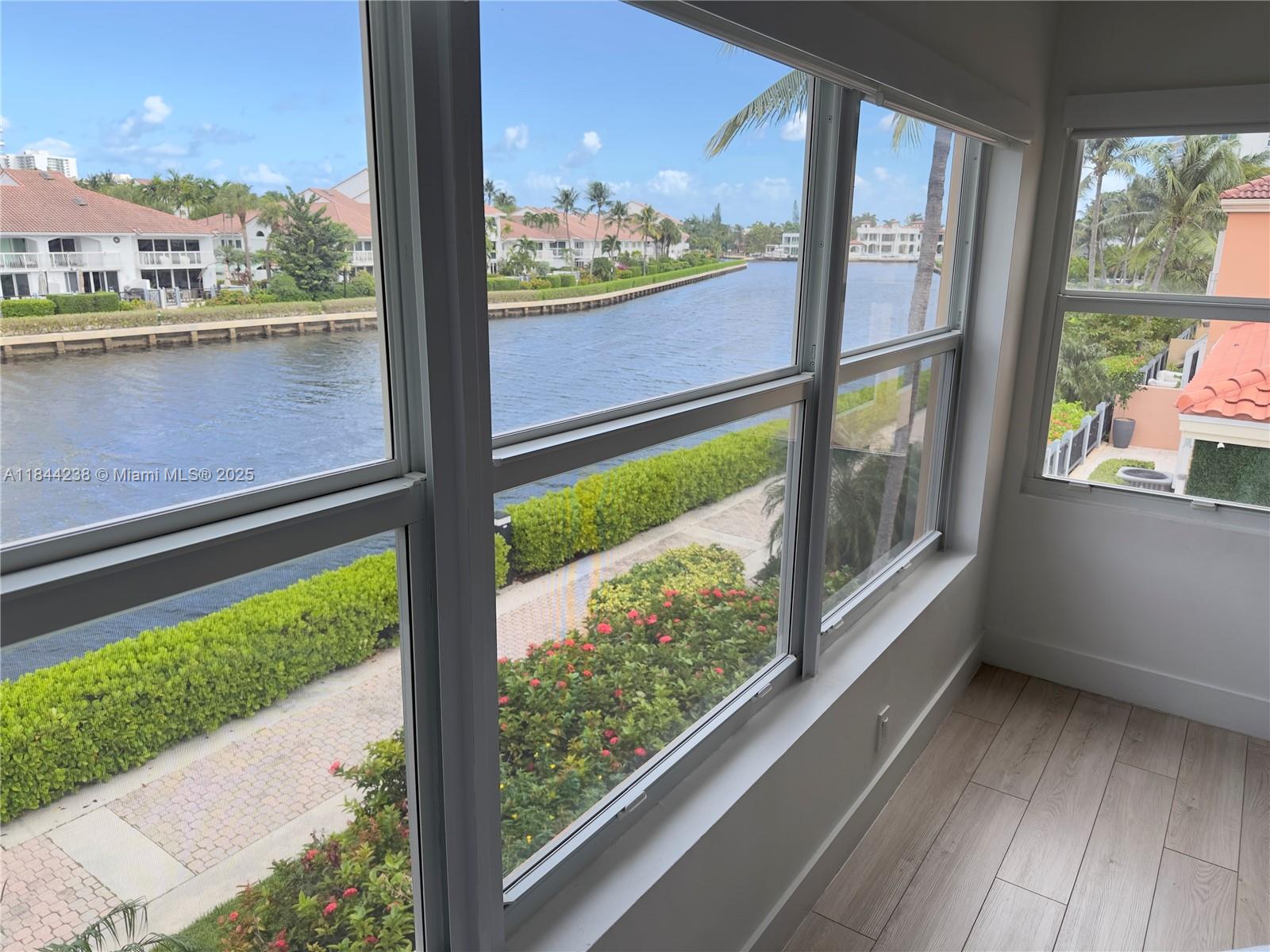 Island Way - Residential