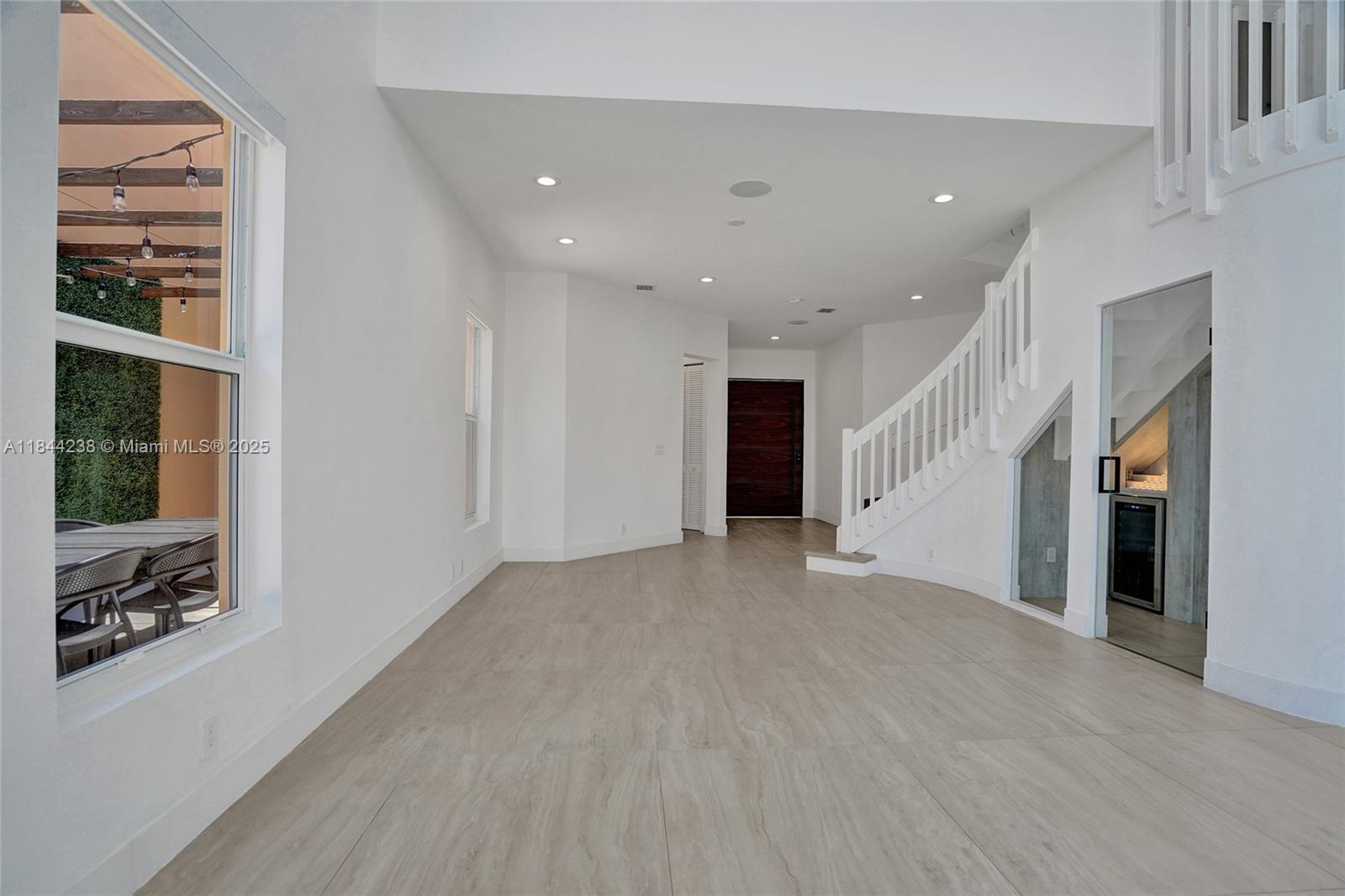 Island Way - Residential