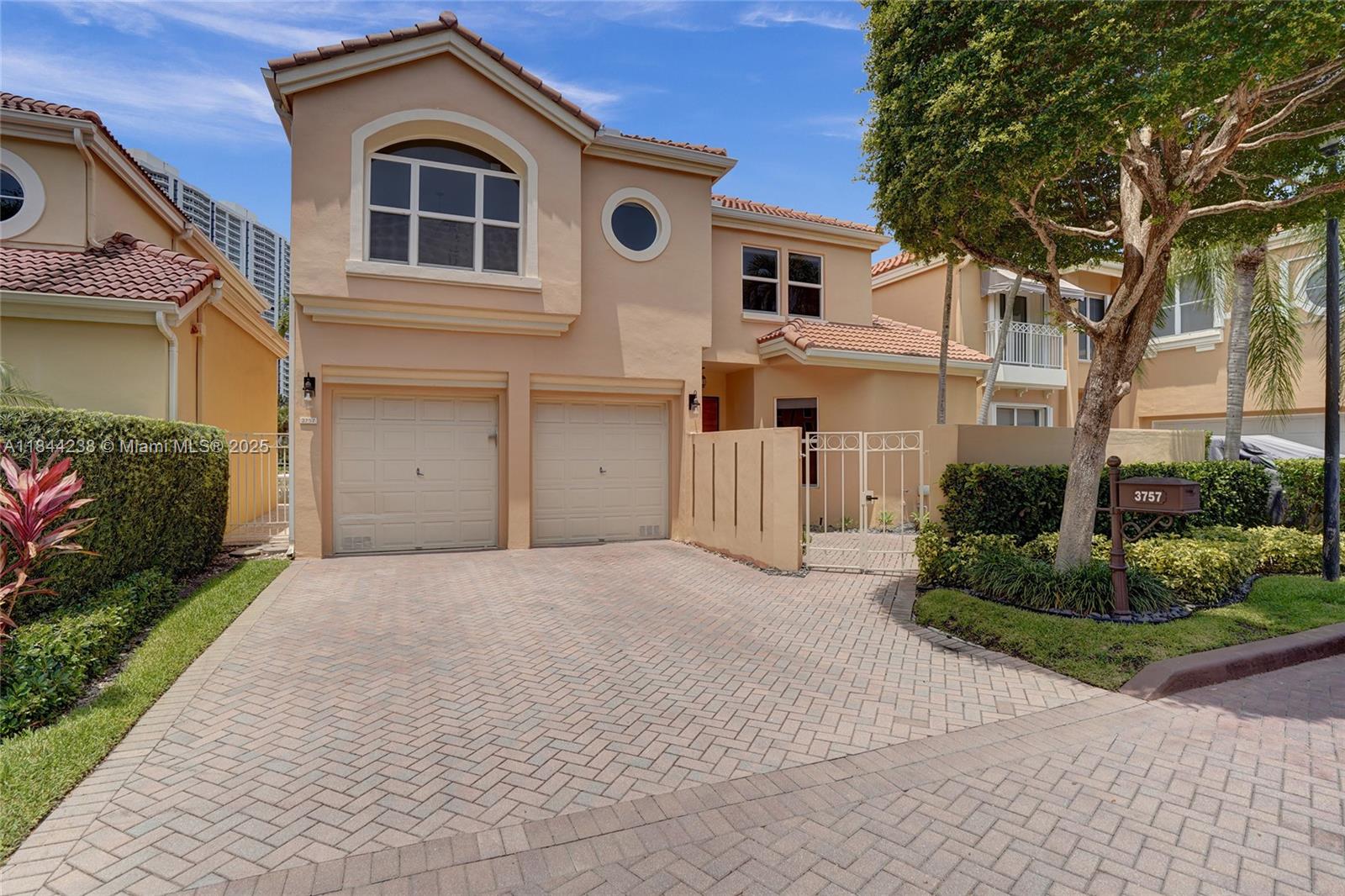 Island Way - Residential