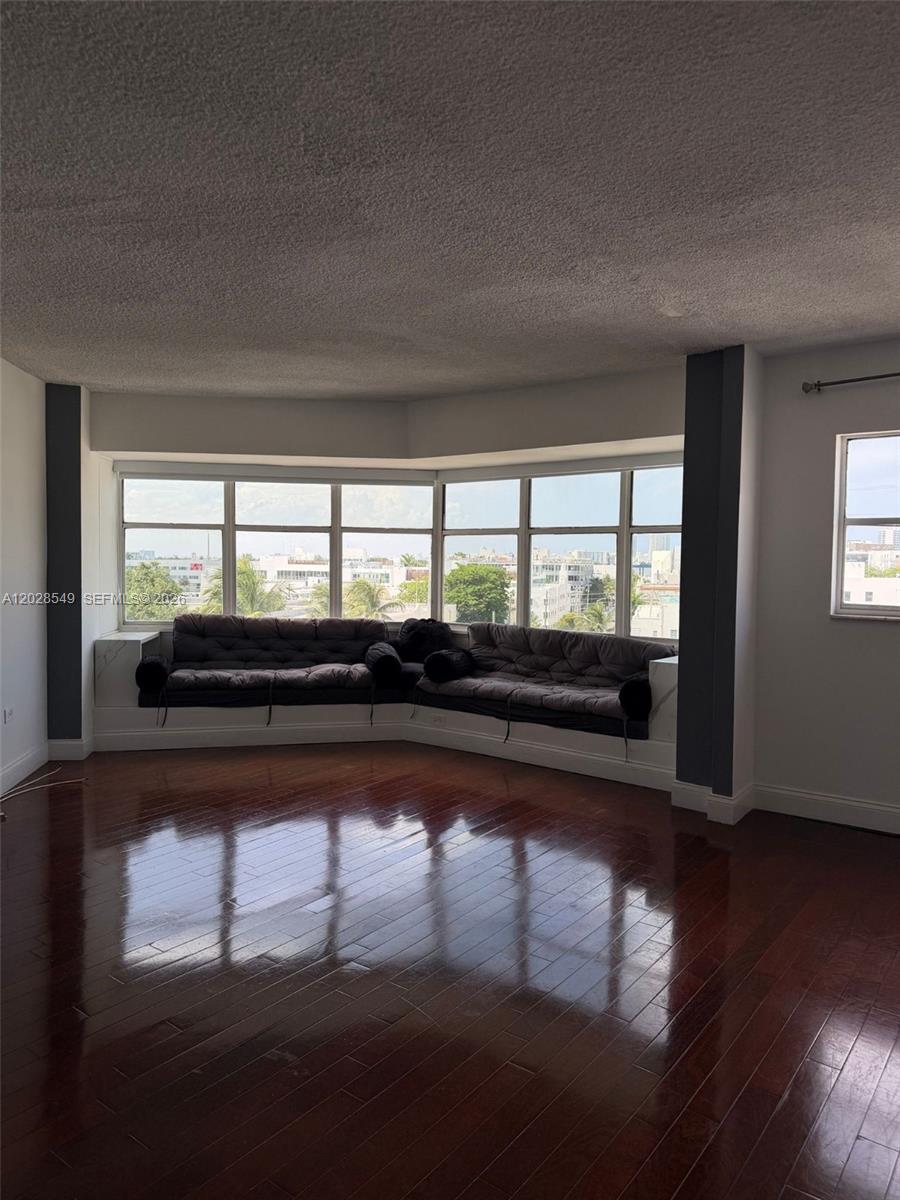 1881 Washington Ave 7C