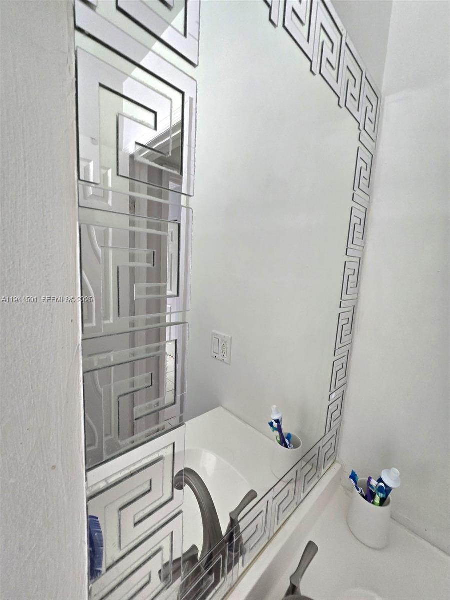 BELLA LUNA CONDO - Residential