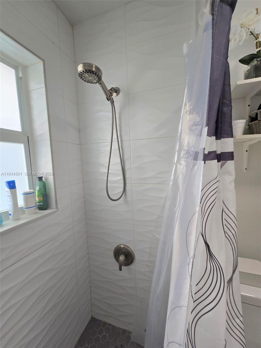 BELLA LUNA CONDO - Residential