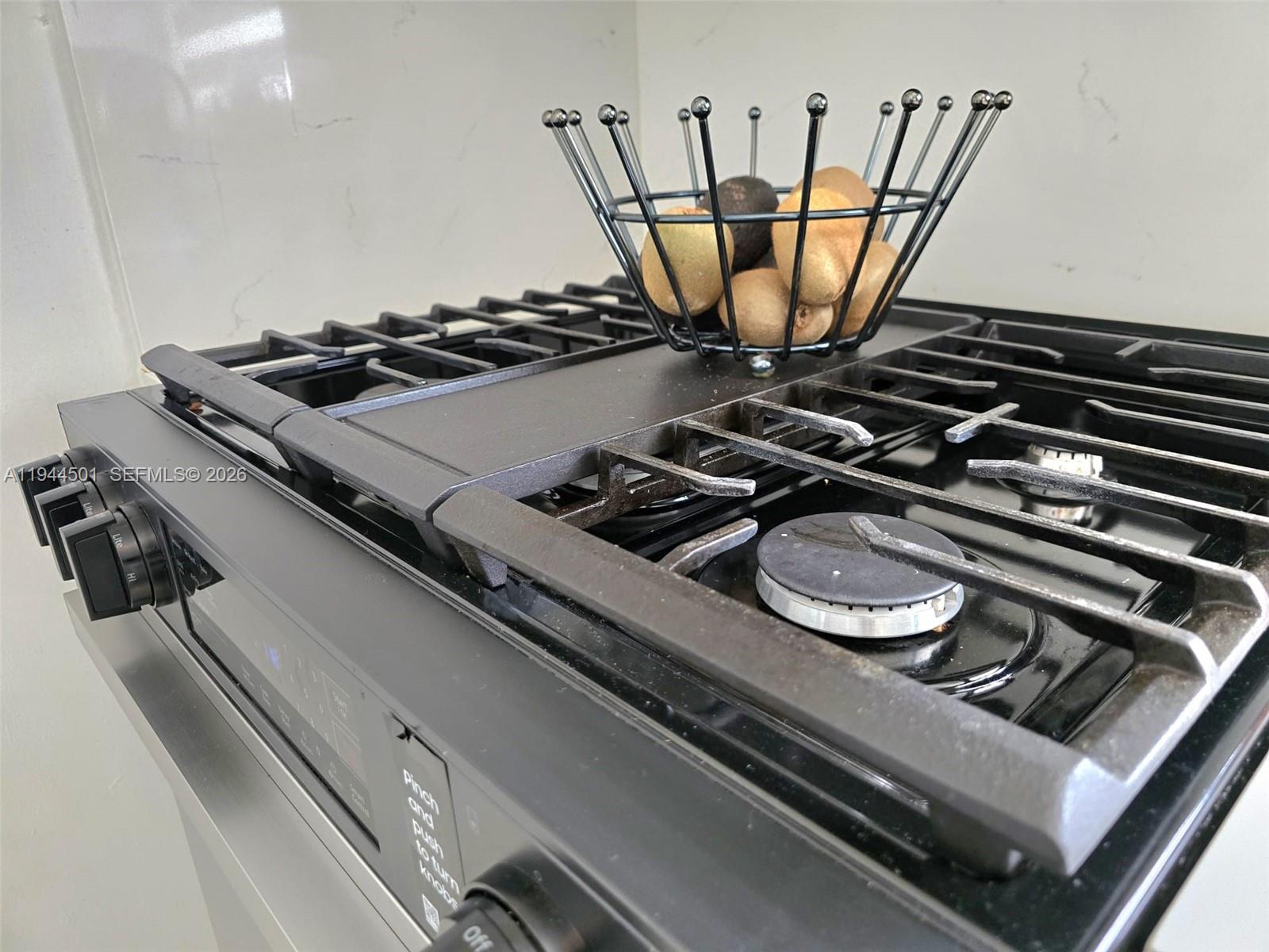 BELLA LUNA CONDO - Residential