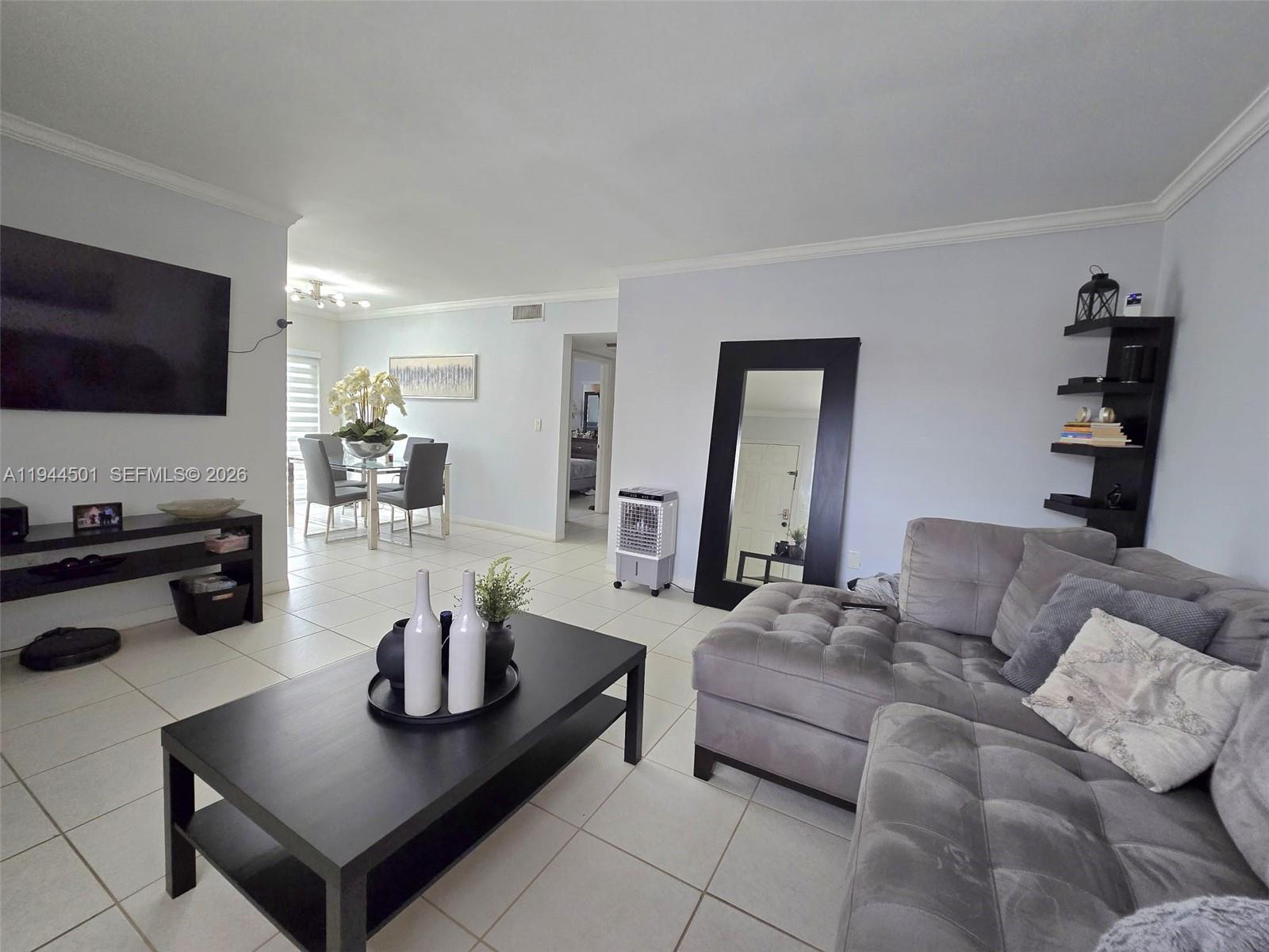 BELLA LUNA CONDO - Residential