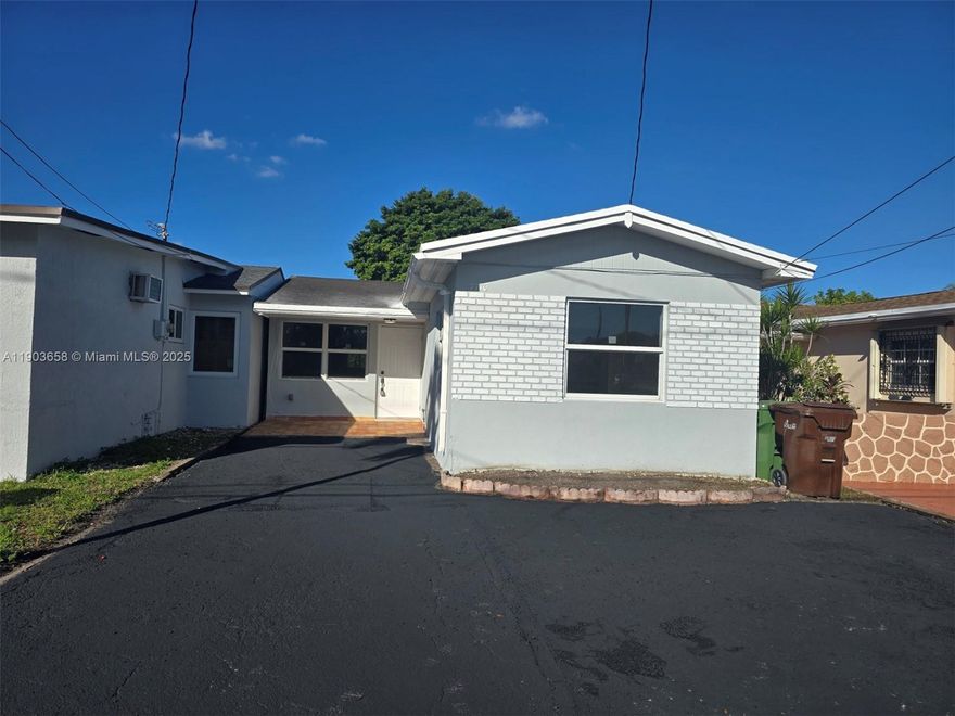 Remodeled one story house. New appliances, impact windows and doors. Patio with lake access and beautifull view to enjoy sunsets from the backayard. Very private, a lot of open space. Centrally located in west Hialeah and very close to restaurants, schools, highways and miami lakes.