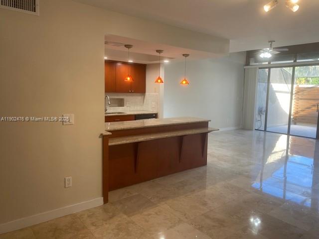 DADELAND WALK - Residential Lease