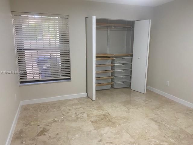 DADELAND WALK - Residential Lease