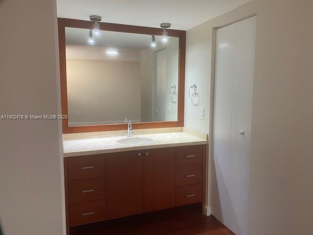 DADELAND WALK - Residential Lease