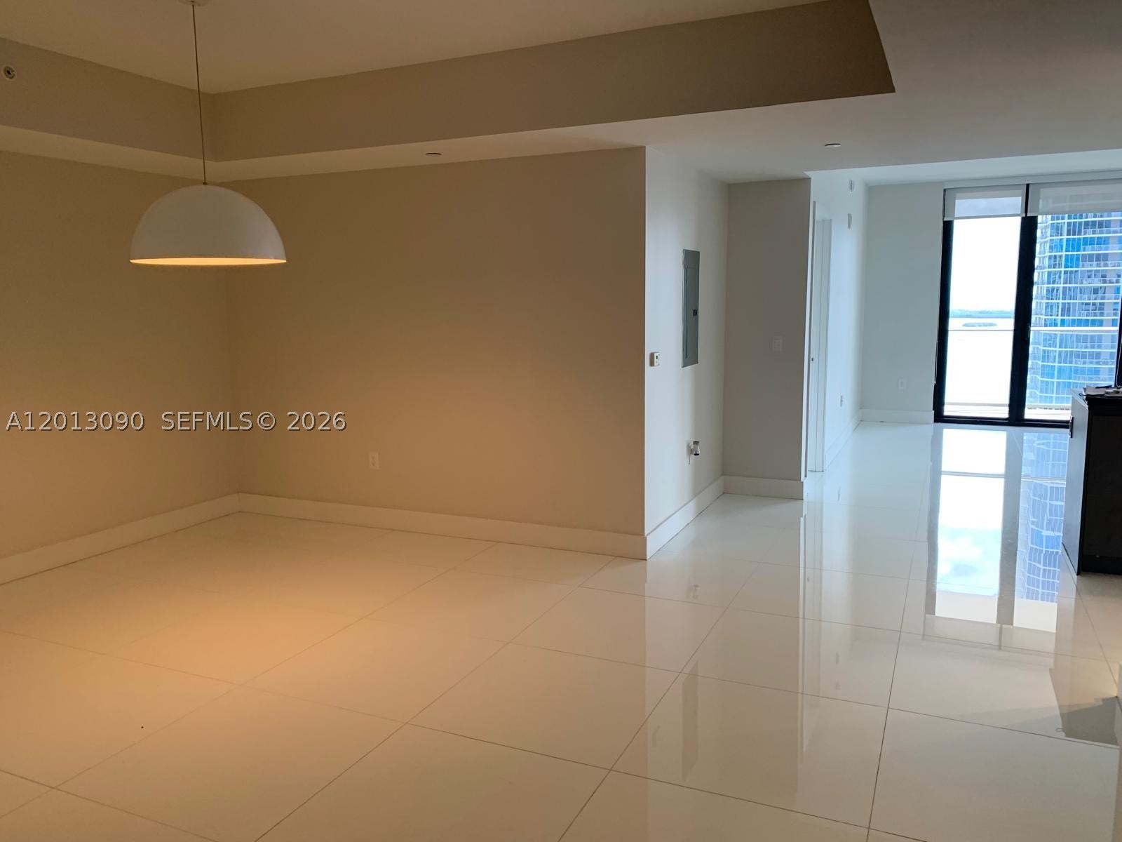 1010 Brickell Ave 3704