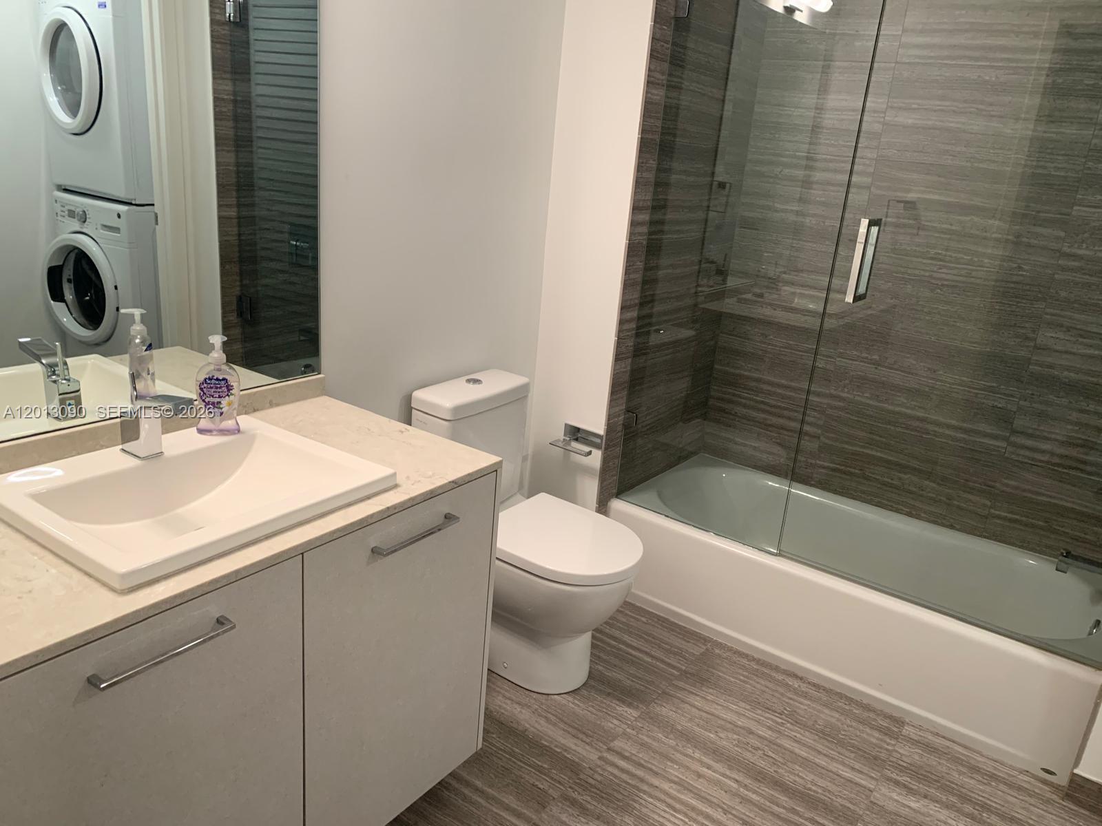 1010 BRICKELL CONDO - Residential