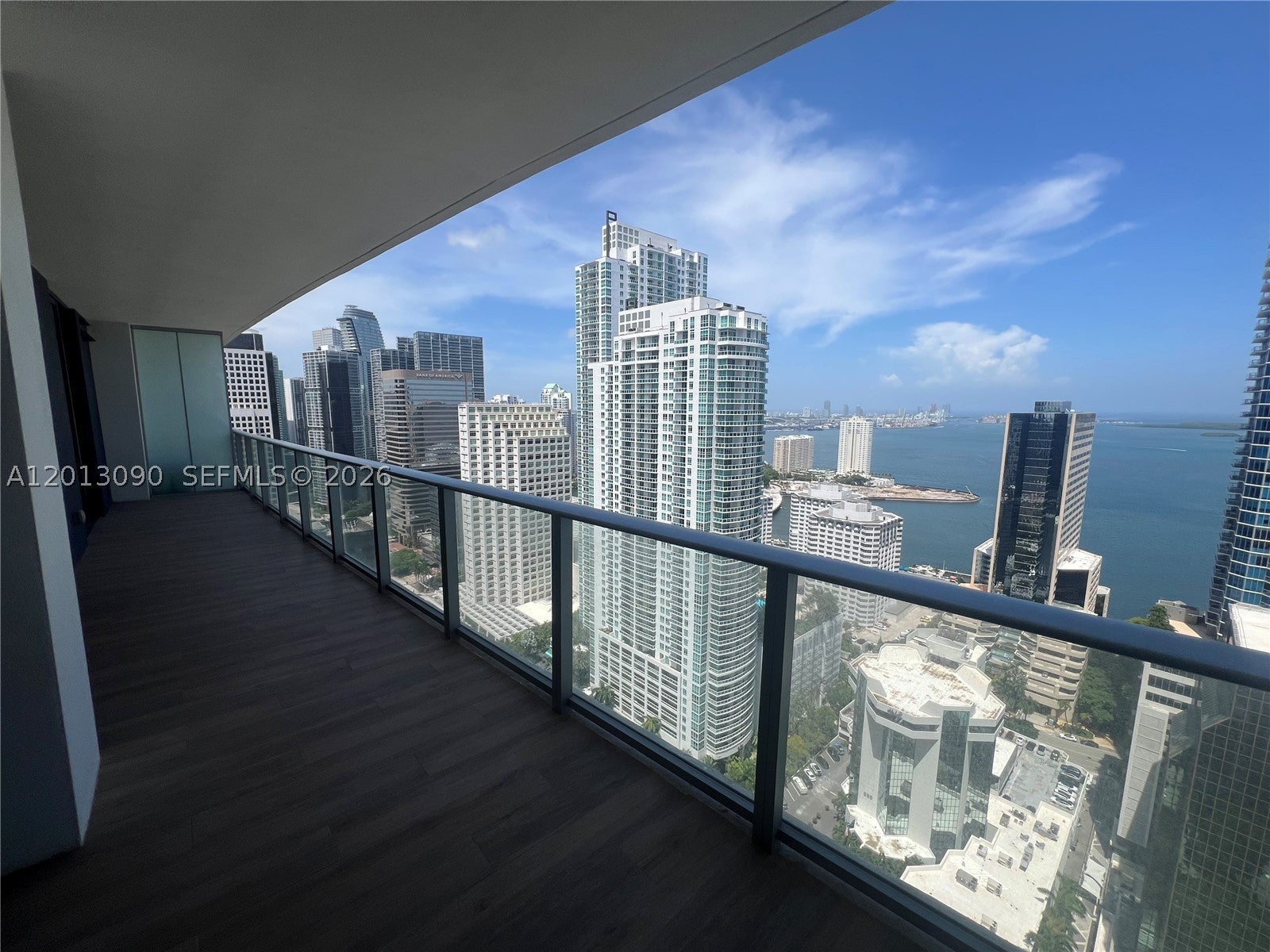 1010 Brickell Ave 3704
