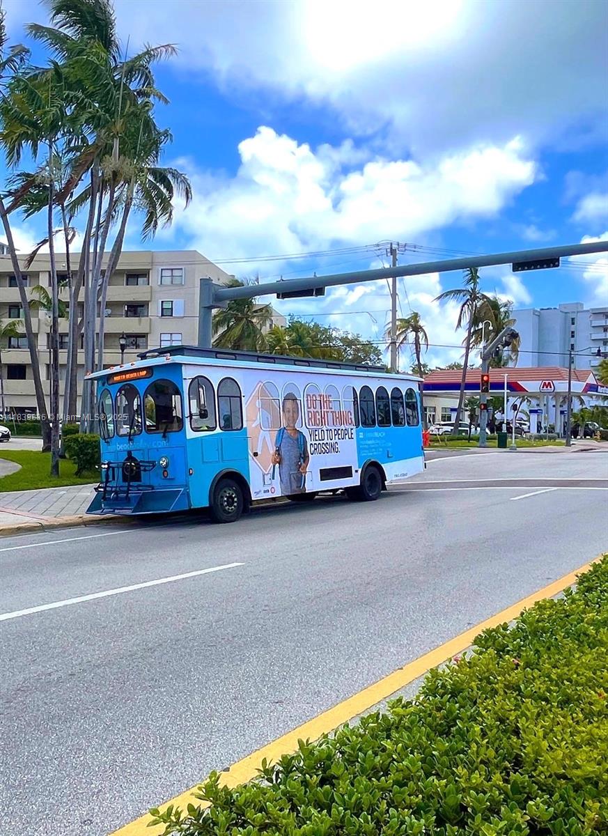 ISLAND POINT SOUTH CONDO - Residential