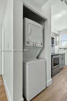 ISLAND POINT SOUTH CONDO - Residential