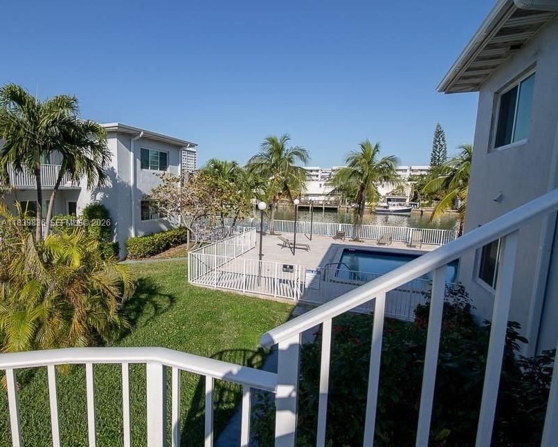 ISLAND POINT SOUTH CONDO - Residential