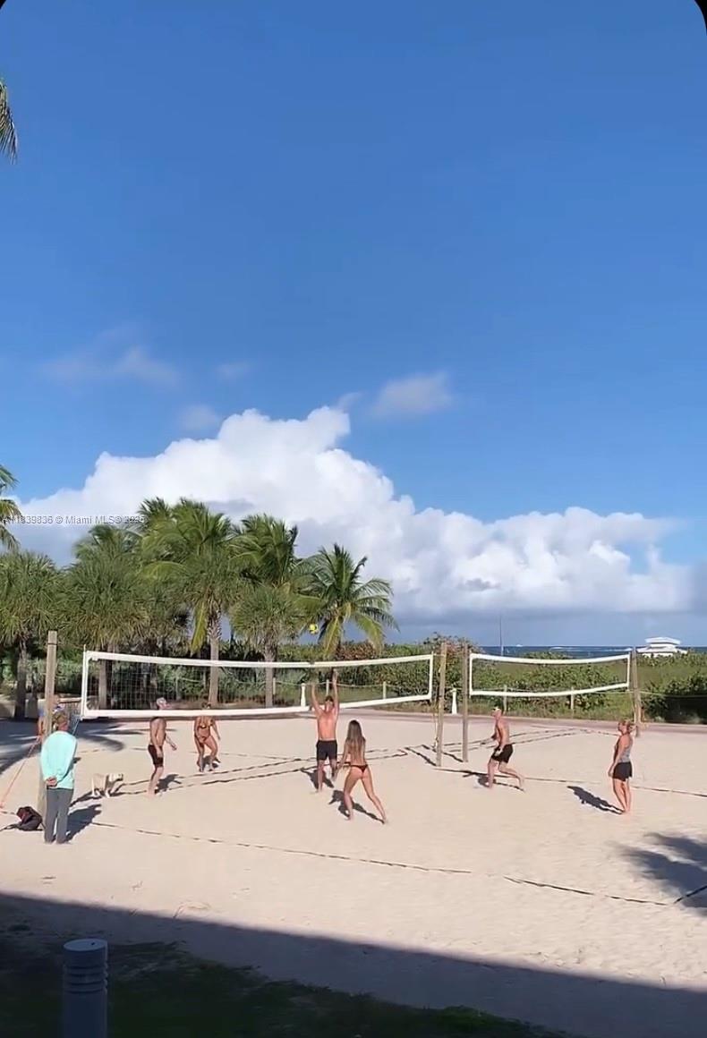 ISLAND POINT SOUTH CONDO - Residential